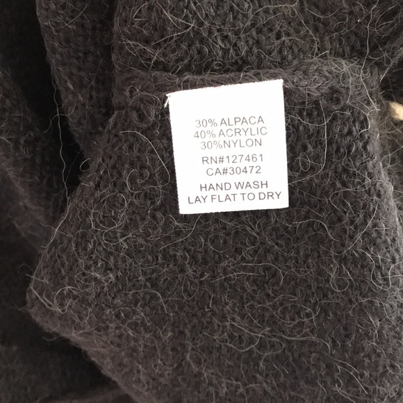 WILDFOX COUTURE 'Never Ending Fun' Knit Poncho - Picture 15 of 15